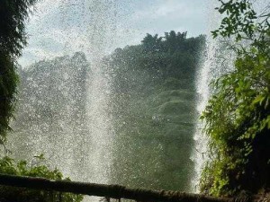 水帘洞的水都拉丝了怎么办,水帘洞的水拉丝了，如何是好？