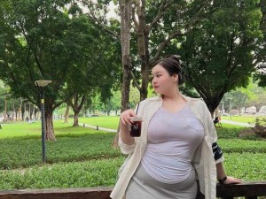 另类老妇性BBWBBW(求推荐一些关于另类老妇性 BBWBBW 的视频资源)