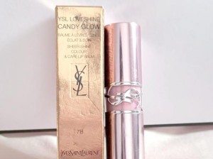 YSL热门蜜桃色M6W、YSL 热门蜜桃色 M6W，你不能错过的美丽唇色